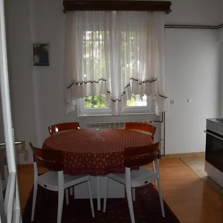 Vijecnica Grand Apartamento *