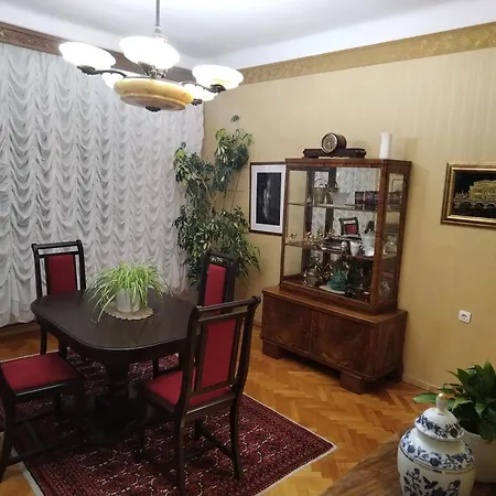 شقة Vijecnica Grand *